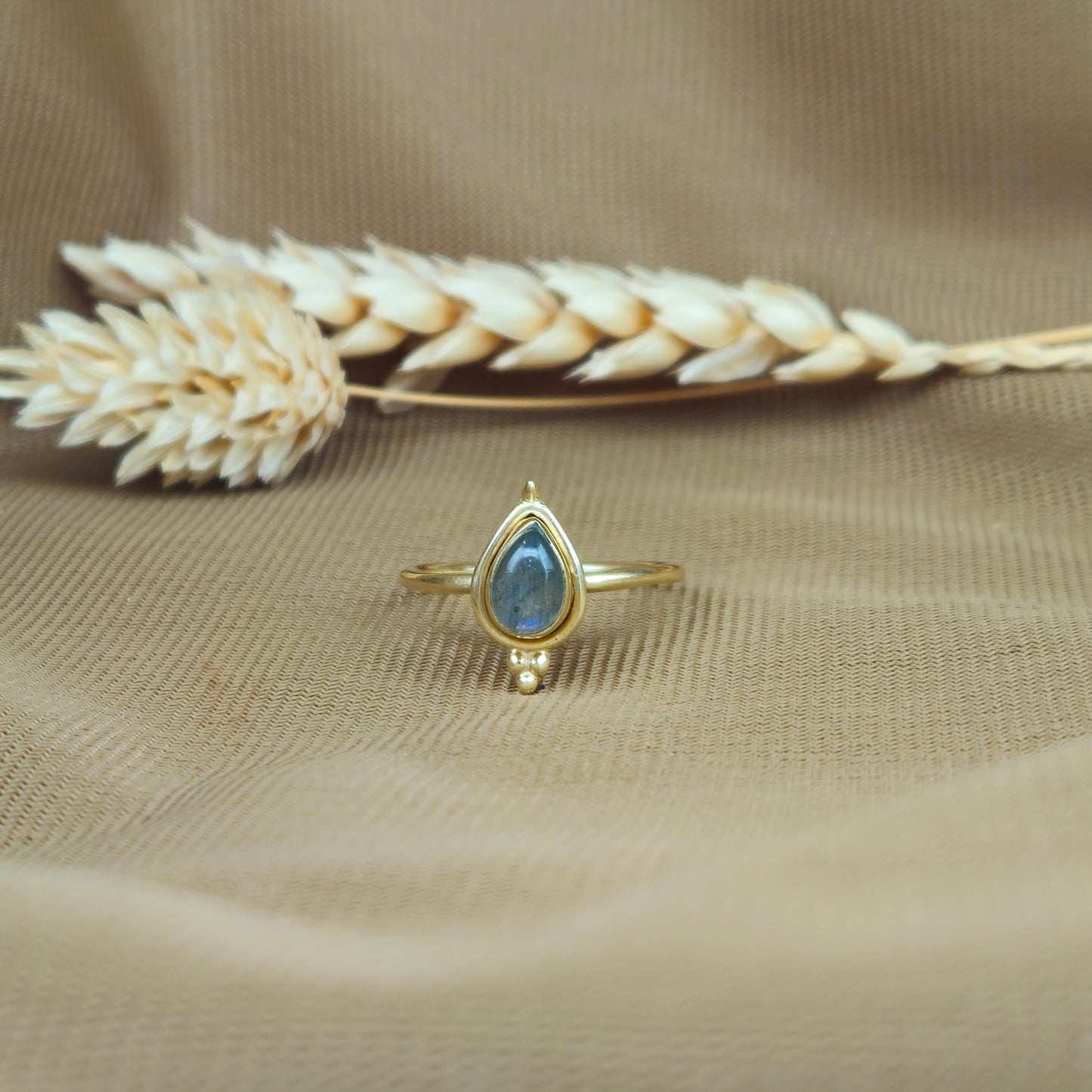 14K Gold Vermeil Tiny Queen Ring - Labradorite