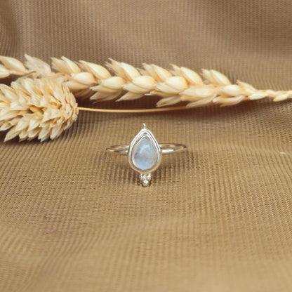 Sterling Silver Tiny Queen Ring - Moonstone