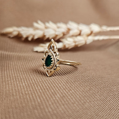 14K Gold Vermeil Delicate Silhouette Ring Green Onyx