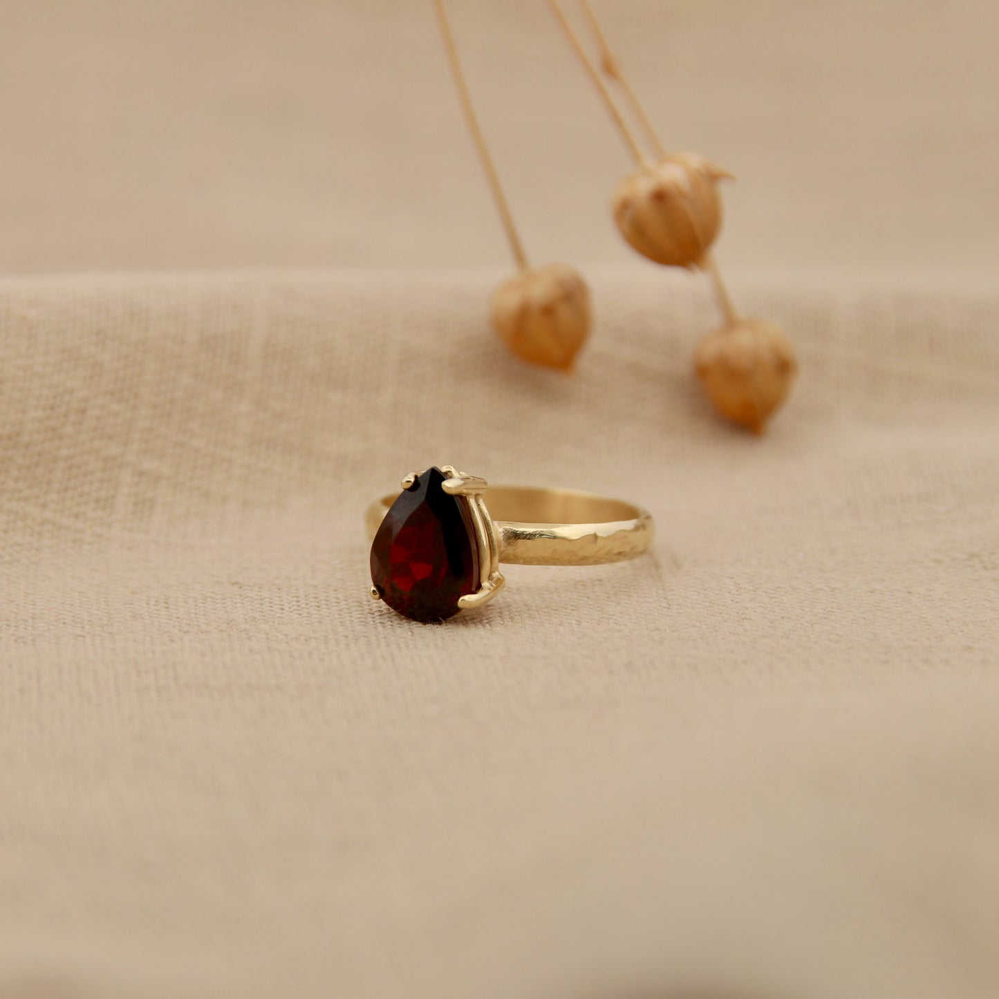 Crush On You Ring - Garnet – 14k Yellow Gold 