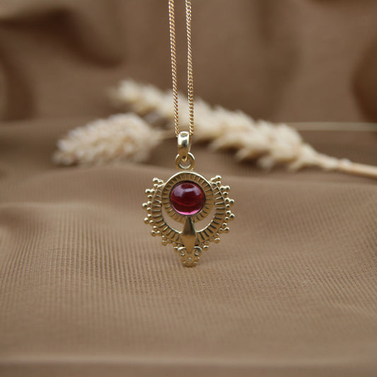 14k Gold Vermeil Ode to a Woman Necklace – Garnet