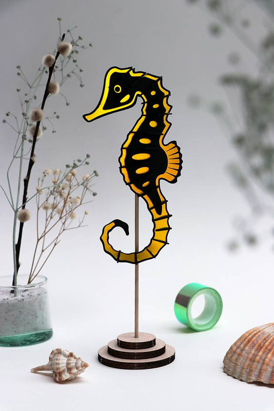 Paper Seahorse - Yellow