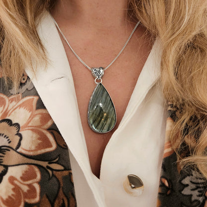 Sterling Silver Bohemian Labradorite Pendant