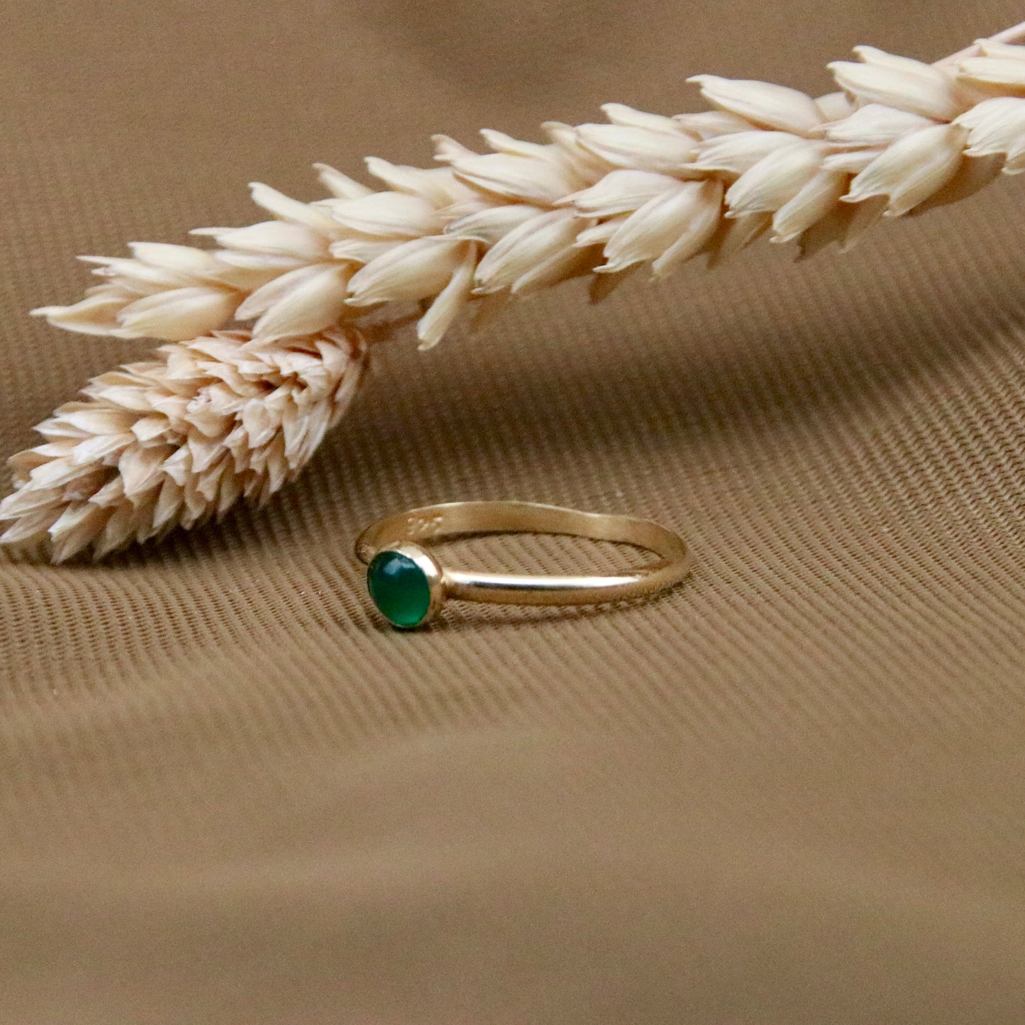 14k Gold Vermeil Round Green Agate Ring
