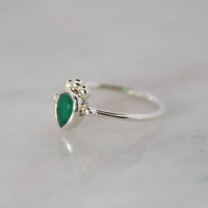 Sterling Silver Tribal Pear Ring Green Onyx