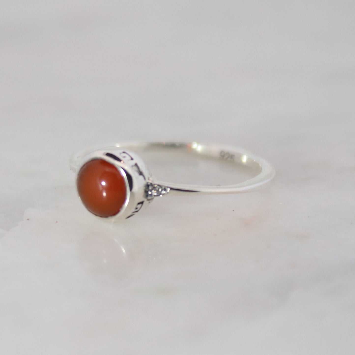 Sterling Silver Graceful Gem Ring Carnelian 