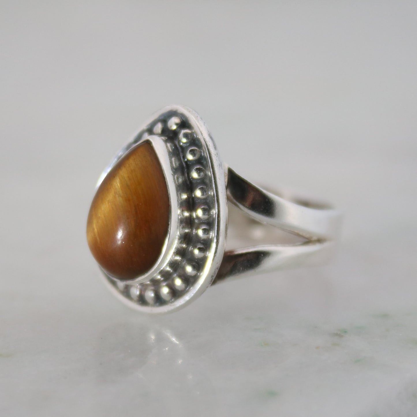 Sterling Silver Teardrop Stud Ring - Tiger Eye