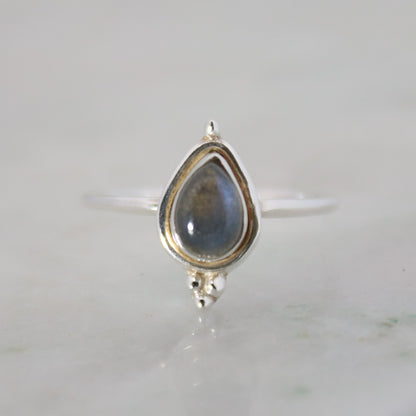 Sterling Silver Tiny Queen Ring - Labradorite