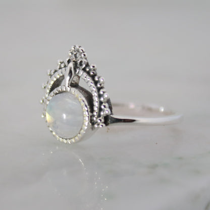 Sterling Silver Ode to a Woman Ring – Moonstone