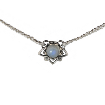 Sterling Silver Mandala Flower Necklace – Moonstone