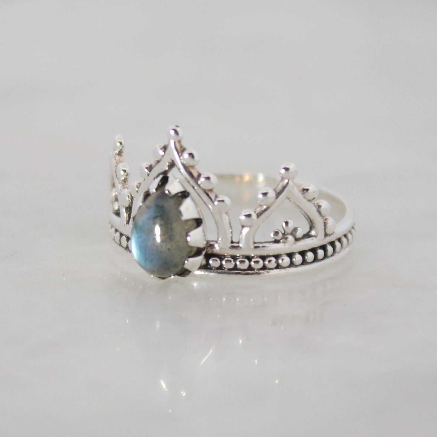Sterling Silver Ring Temple Crown - Labradorite