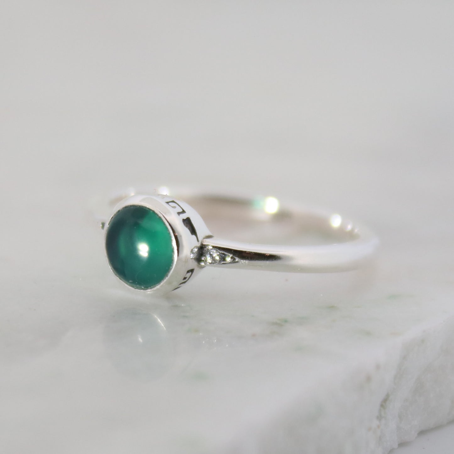 Sterling Silver Graceful Gem Ring Green Onyx 